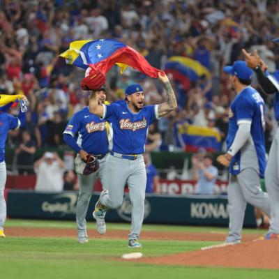 Una aguerrida Venezuela vence a Italia y avanza a su primera final en el Clásico Mundial de Béisbol