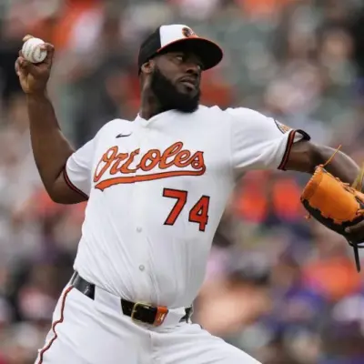 Félix Bautista obligado a cirugía de hombro: Orioles perderían a su cerrador por al menos 12 meses