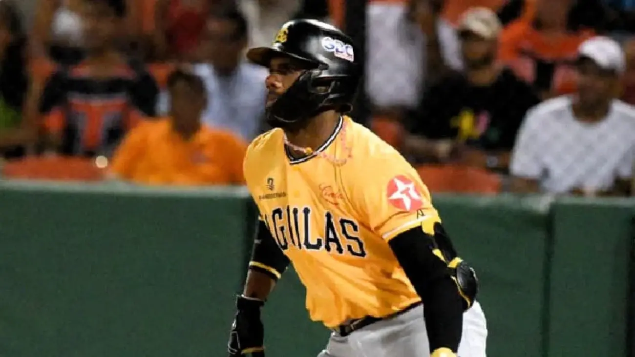 Aderlin-Rodriguez-Aguilas