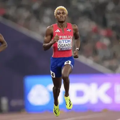Alexander Ogando: hacia la final de los 200 metros en Tokio 2025