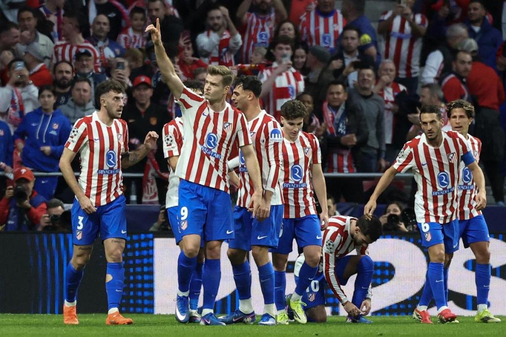 UEFA Champions: Atlético de Madrid clasifica a octavos con hat-trick de Alexander Sørloth