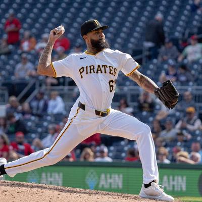 Dennis Santana consigue su 13er salvamento con los Pirates en victoria sobre los Dodgers