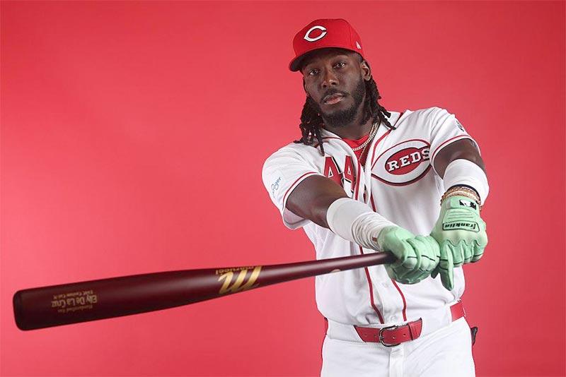 elly-de-la-cruz--reds