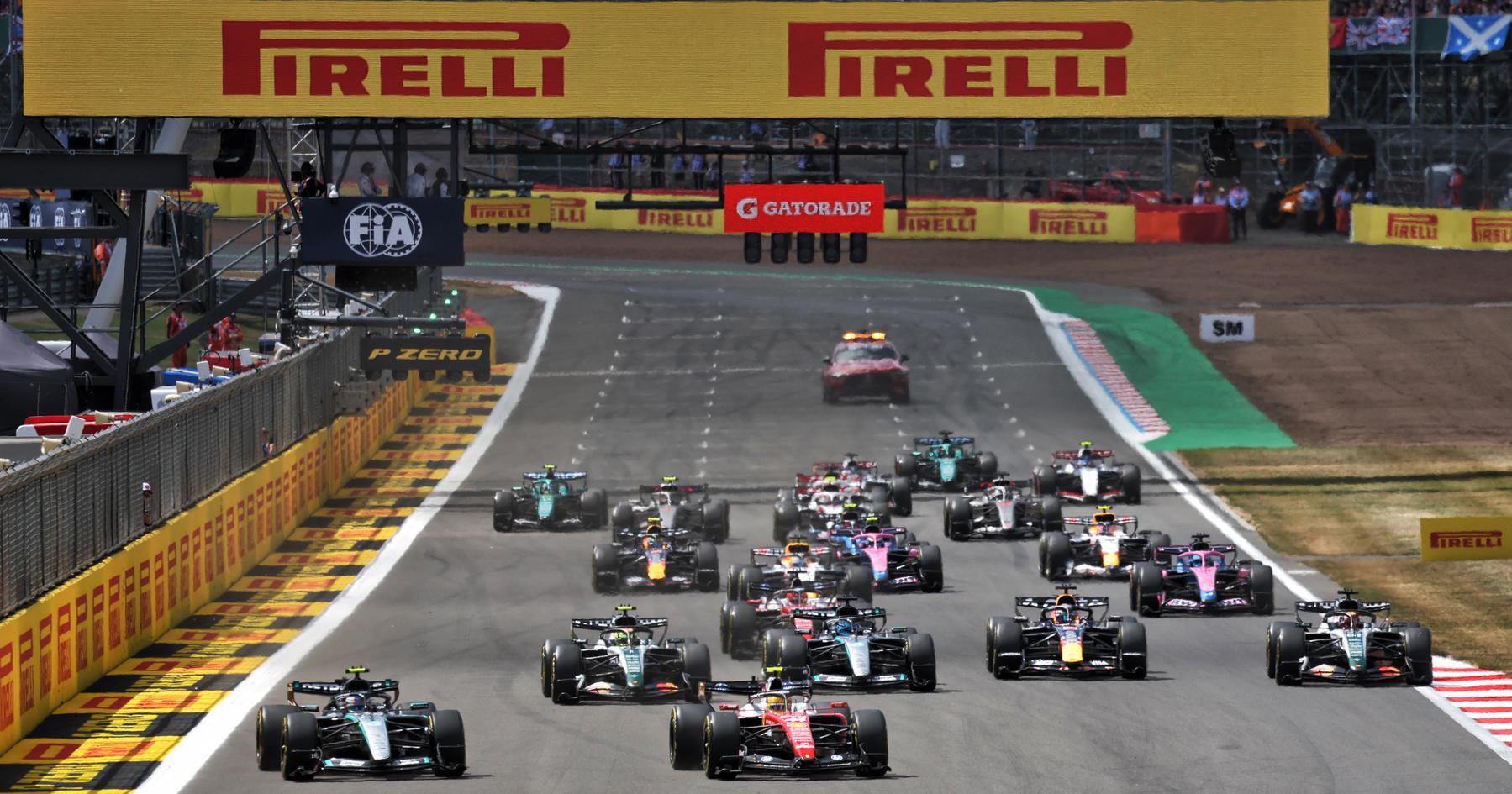 f1-silverstone-largada