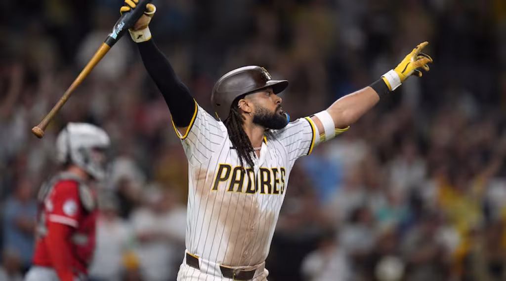 Padres ganan en la décima entrada con Tatis Jr. y Peralta como protagonistas