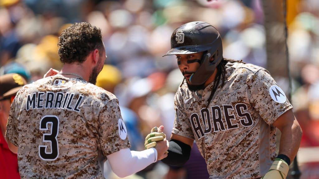 fernando-tatis-padres-festejos