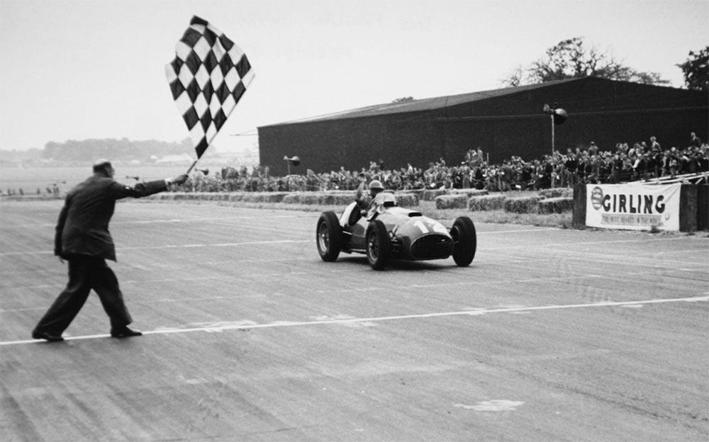 Formula-1-ferrari-froilan-gonzalez-triunfo
