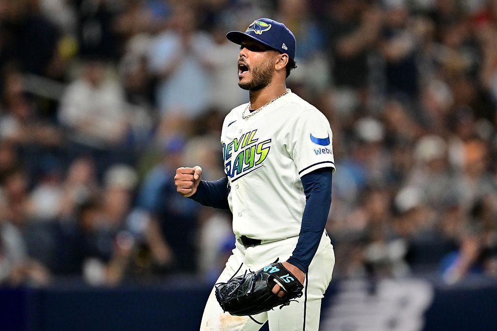 freddy-peralta-pitcher-rays-gana SCLA