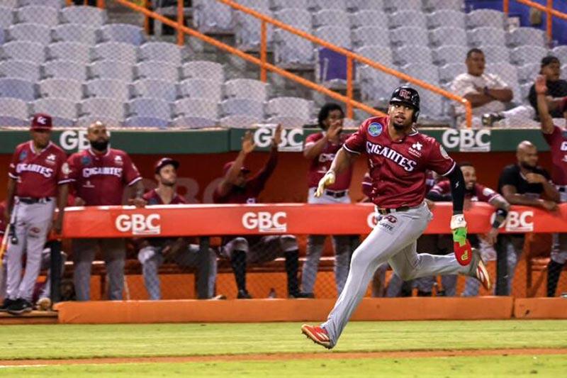 Gigantes-Deivy-de-los-Santos