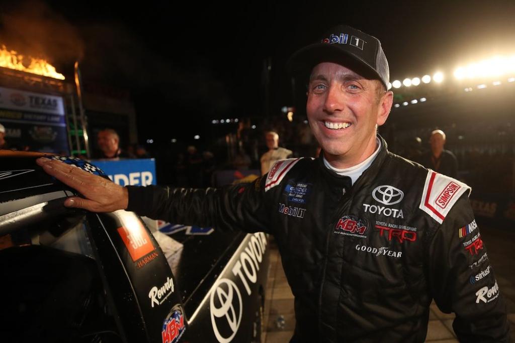 Trágica muerte del excampeón de NASCAR Greg Biffle y su familia en accidente aéreo