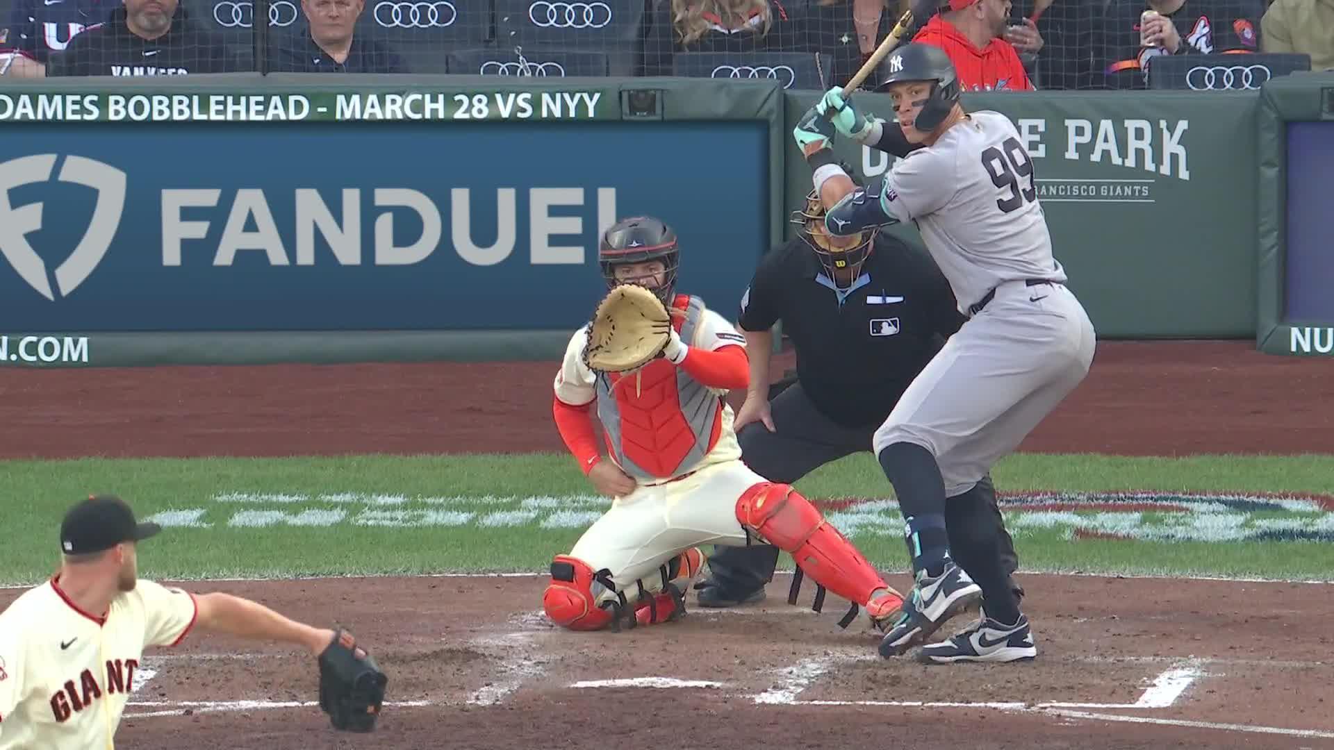 yankees-vs-giants-aaron-judge