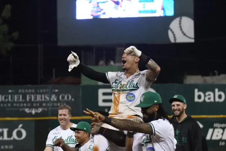 Ismael-Munguia-Estrellas-Orientales