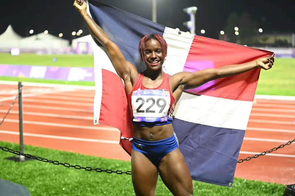 Liranyi Alonzo logra medalla de plata en 100 m planos en Panamericanos Junior ASU2025