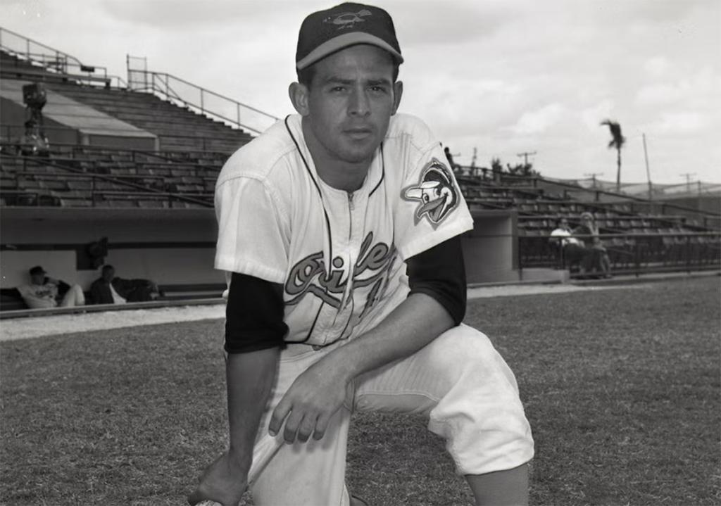 Luis Aparicio: una leyenda viviente del béisbol latinoamericano