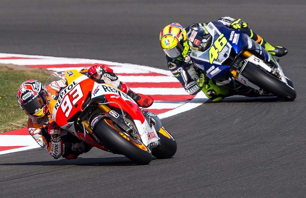 Marc-Marquez-Valentino-Rossi-1