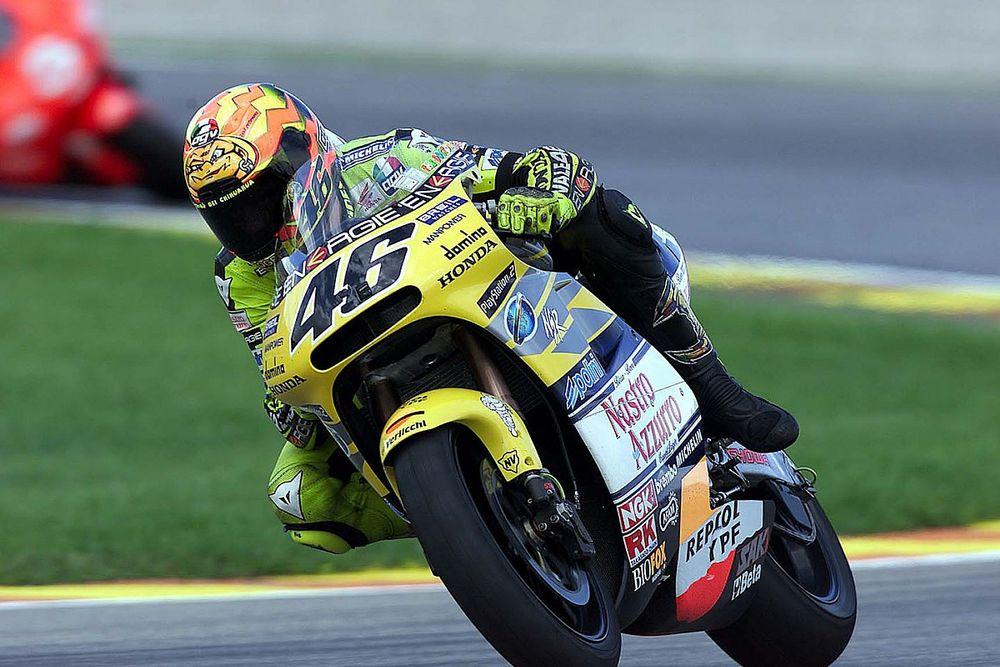 valentino-rossi-500cc-2001