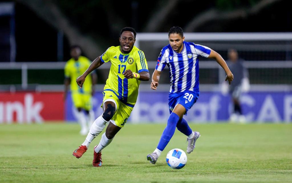 Mount Pleasant derrota a Universidad O&M y toma ventaja en la final de la Copa del Caribe