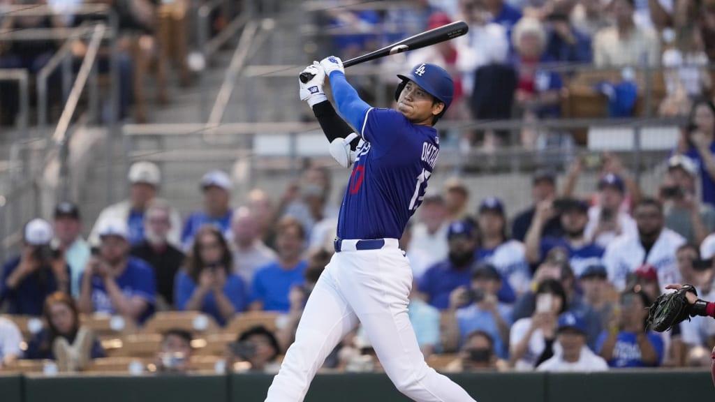 Tarjeta autografiada de Shohei Ohtani rompe récords con venta de 3 millones de dólares