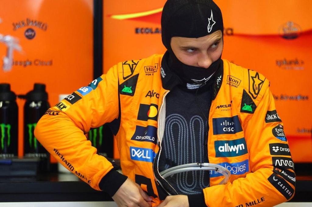 F1 activa por primera vez su reglamento por calor extremo: pilotos usarán sistemas de refrigeración en Singapur