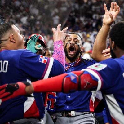 Clásico Mundial de Béisbol: Dominicana vence a Venezuela y avanza invicta a cuartos