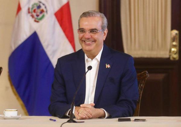 Presidente Abinader promete iniciar antes de 2028 el nuevo estadio de Grandes Ligas en Santo Domingo