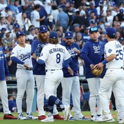 A un paso del título: Dodgers dominan en casa y ponen la serie 3-0 ante los Brewers