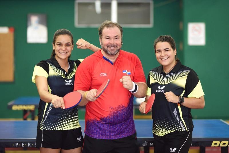 roberto-brito-tenis-de-mesa-hijas