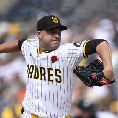 Padres toman la cima del Oeste tras vencer a los Dodgers en ajustadísimo encuentro