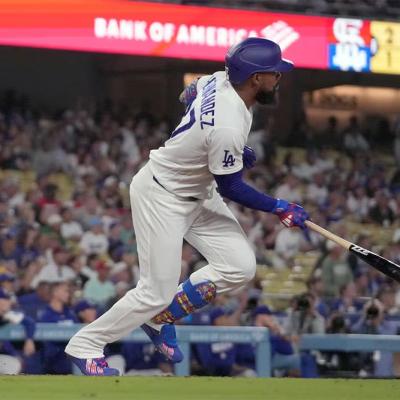 Teóscar Hernández salva a los Dodgers con un doble de oro ante los Cardenales