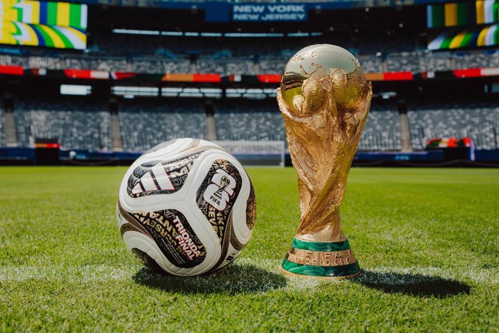 La FIFA estrena un balón exclusivo para las instancias decisivas del Mundial 2026