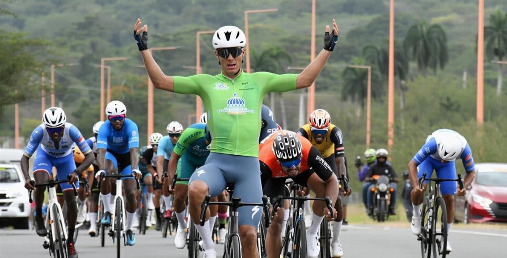 Wilmer Paredes conquista la segunda etapa de la Vuelta Independencia