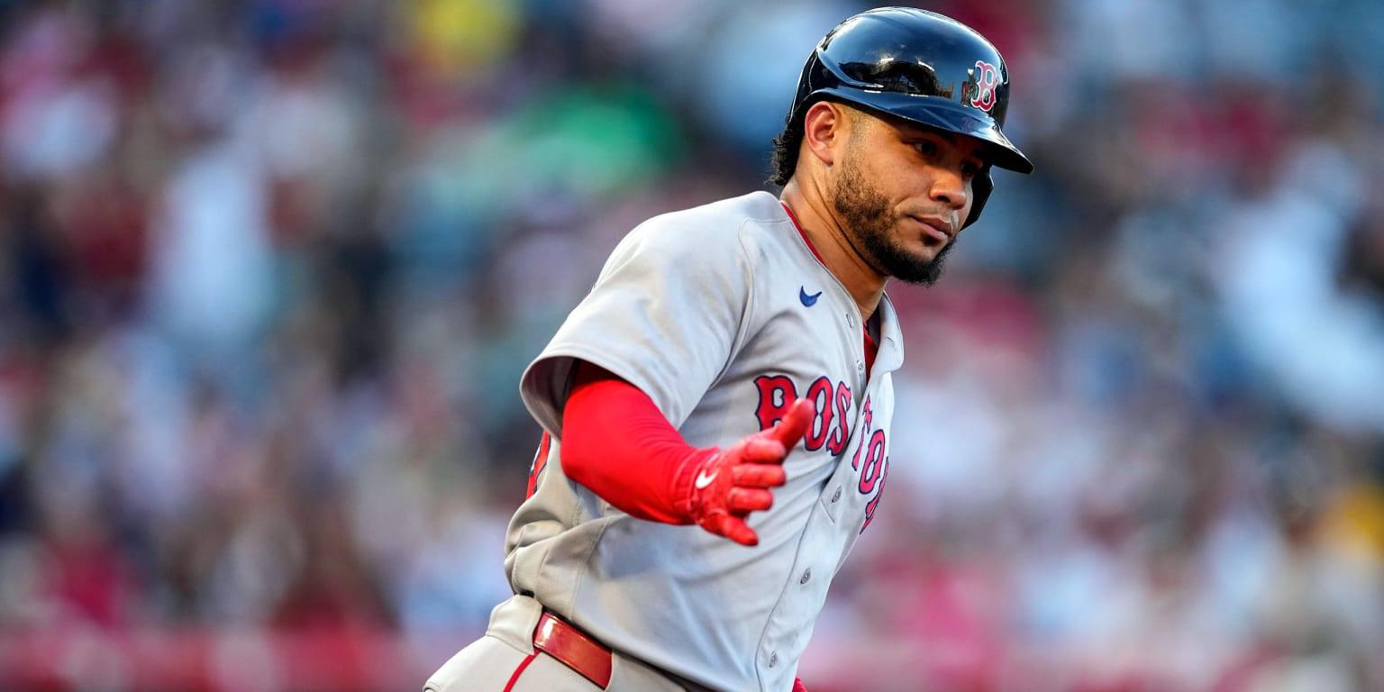 willson-contreras-red-sox-1