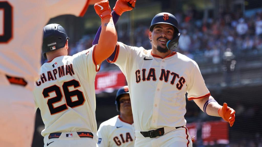 Willy Adames la saca del Oracle Park dos veces en triunfo de Giants sobre Cubs
